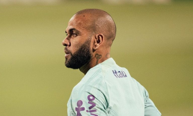Daniel Alves troca de advogado e será defendido por mulher em julgamento