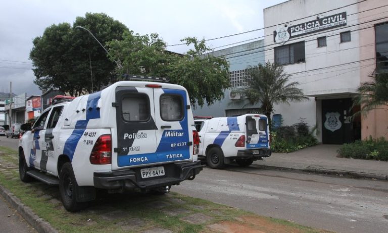 ES prevê vagas em concursos para PMs, professores e área de saúde