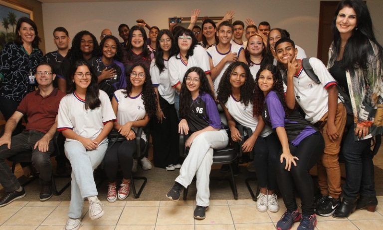 Estudantes se dão bem em concurso de redação