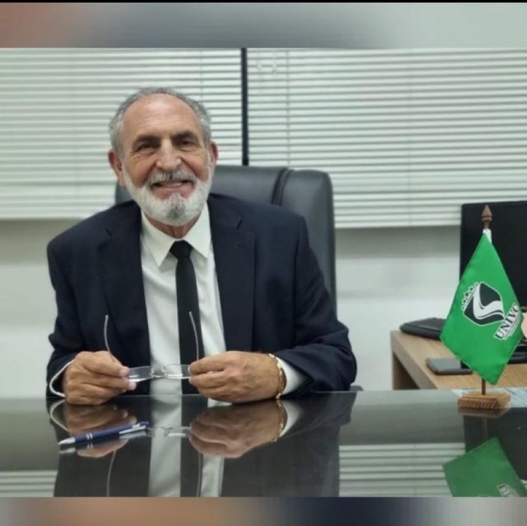 Excelência acadêmica e compromisso social