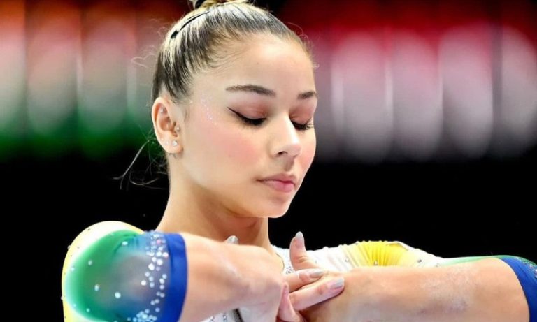 Flávia Saraiva é prata do individual geral da ginástica no Pan de Santiago