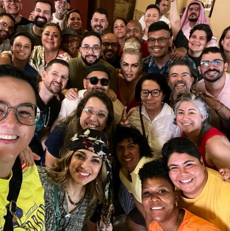 Grupo de 42 turistas pernambucanos consegue deixar Israel de ônibus