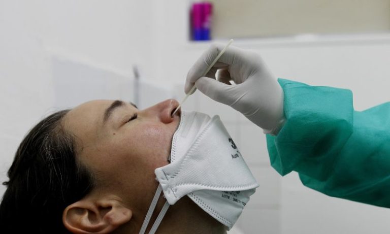 Hospitais do país registram aumento de internações por covid-19