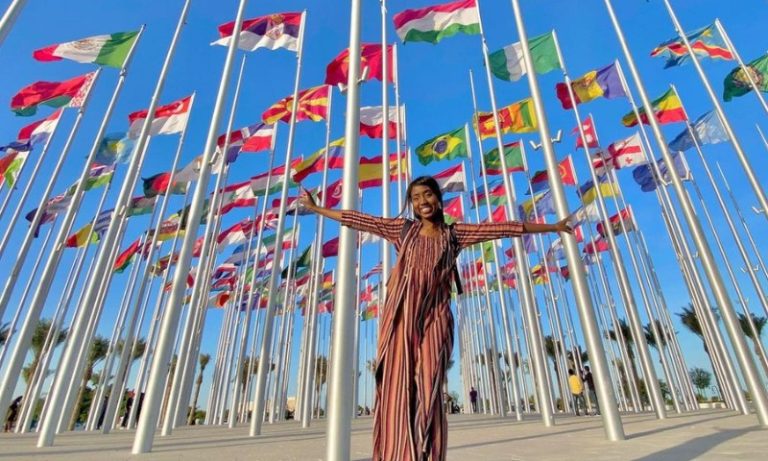 Influenciadora brasileira aparece e diz que sofreu assédio na África