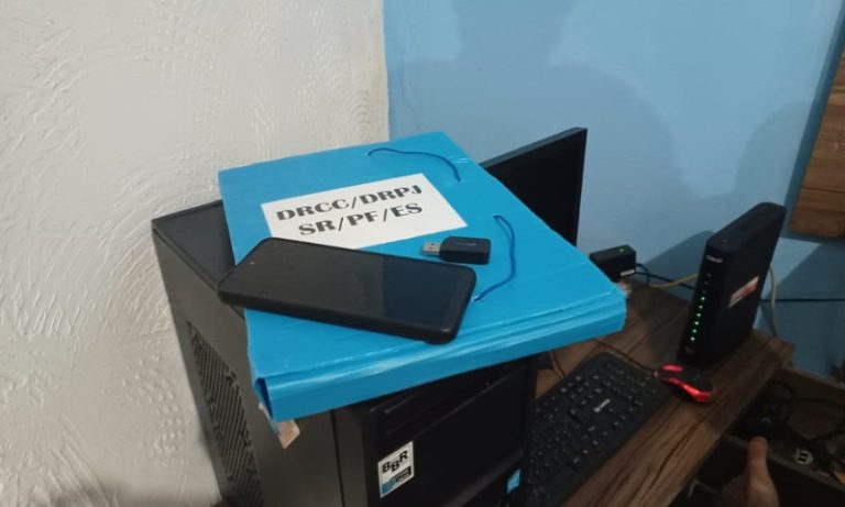 Jovem é alvo de operação da PF contra violência sexual pela internet em Cariacica