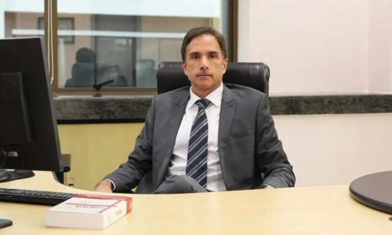 Juiz afastado da Lava Jato deve se livrar de punição após acordo para mudar de área