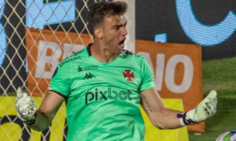 Léo Jardim pega pênalti com “pulinho” e Vasco e São Paulo só empatam
