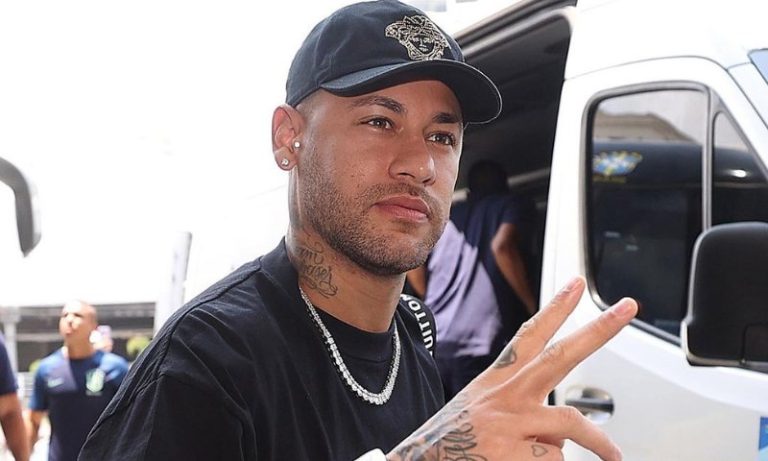 Neymar e Marquinhos se apresentam e completam a lista da seleção brasileira