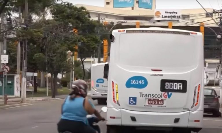 Passageiro de Transcol é esfaqueado durante um assalto na Serra