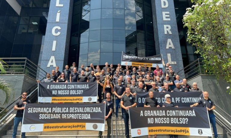 Policiais federais fazem protestos em todo o Brasil e pedem reajuste salarial