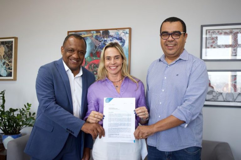 Servidores da Prefeitura do Recife terão direito a 30 dias de licença paternidade