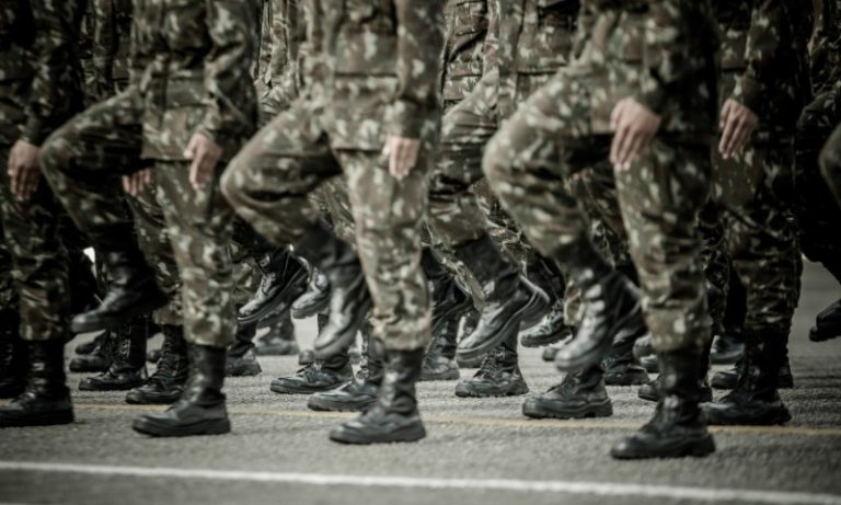 Sobe para 19 o número de militares presos por furto de armas do Exército