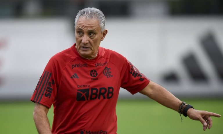 Tite tem 1º treino no Fla e exalta time: ‘Sonho que pode ser matemático de título’
