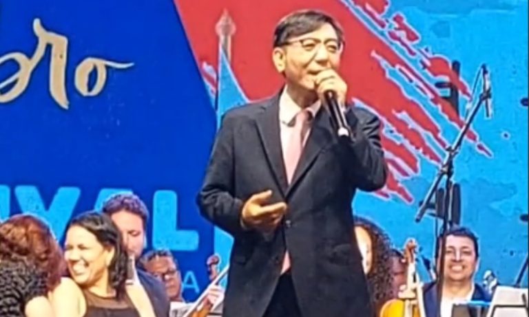 VÍDEO | Embaixador coreano viraliza ao cantar ‘Cheia de Manias’, do Raça Negra