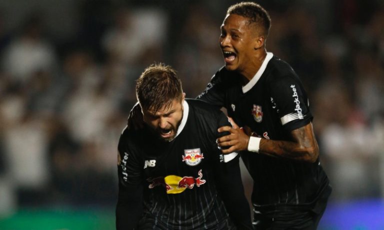 Vice-líder Bragantino passeia na Vila, vence e deixa o Santos no Z-4