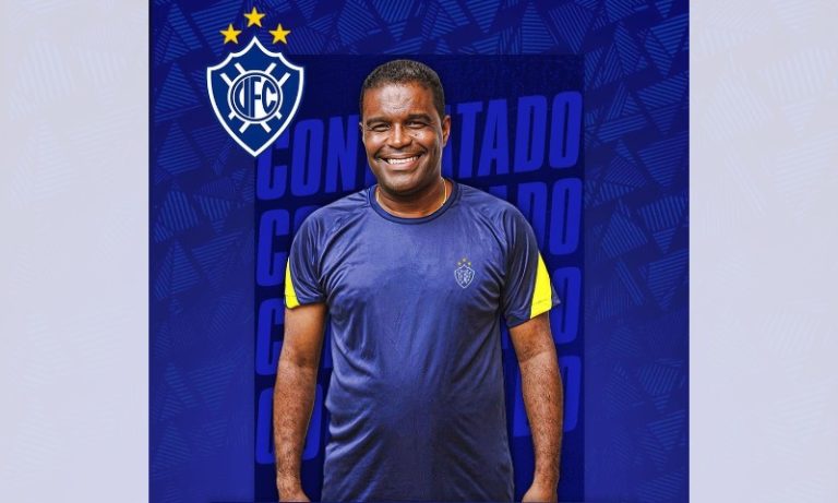 Vitória anuncia Cássio Barros, ex-Vasco, como novo técnico do clube
