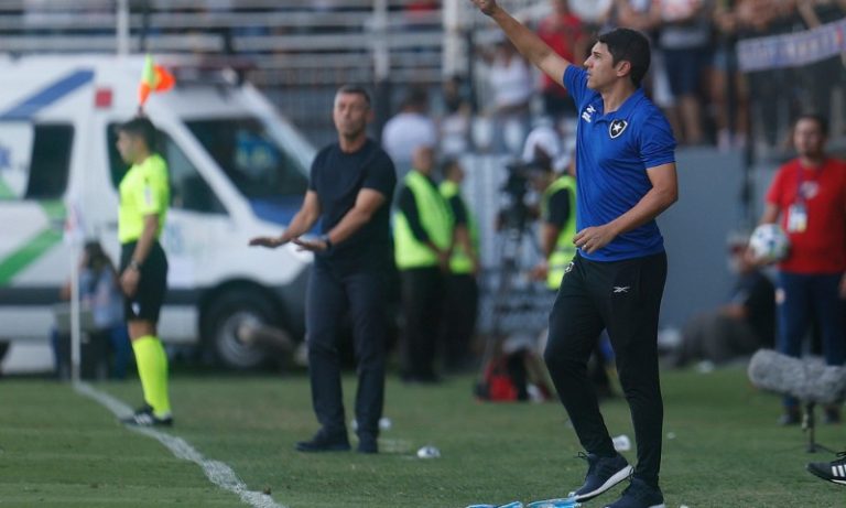 Botafogo é o time que mais teve técnicos no Brasileirão; veja o ranking