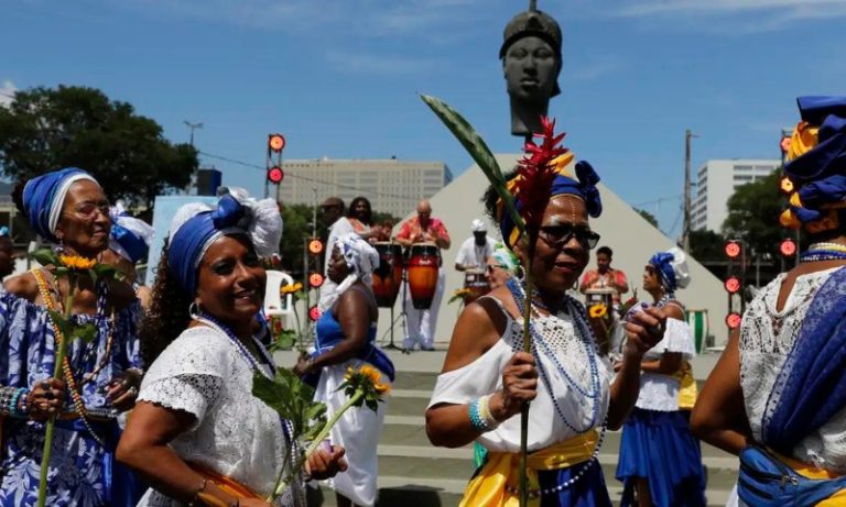 Câmara aprova projeto que torna Consciência Negra feriado nacional