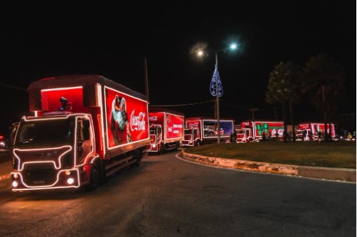 Caminhões da Coca-Cola vão iluminar Garanhuns nesta terça-feira