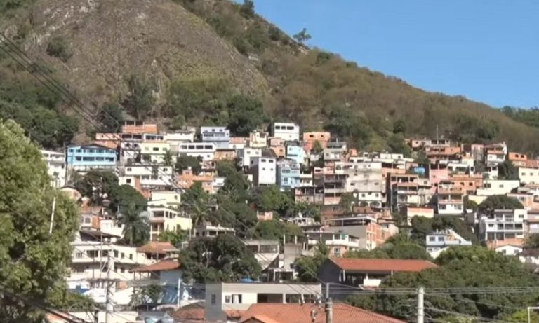 Confronto entre traficantes e policiais termina com dois mortos em Vitória