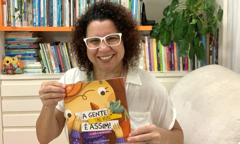 Contadores de histórias e oficinas em Salão do Livro