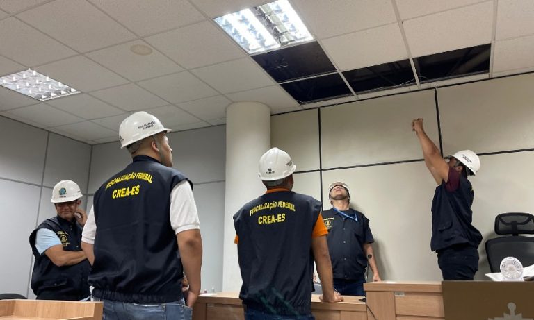 Crea-ES faz vistoria e descarta risco de desabamento do Fórum de Vila Velha