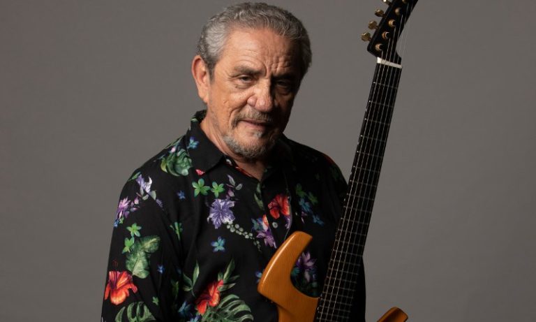 Dia de se emocionar com Zé Ramalho em show no ES