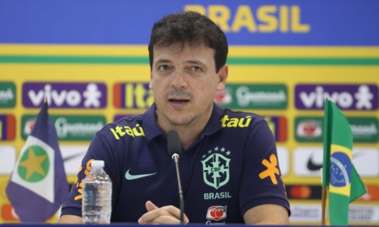 Diniz lamenta ausência de Paquetá e dá pistas sobre substituto de Neymar