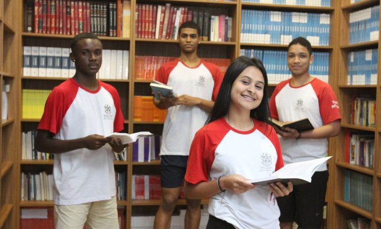 Escolas públicas do ES abrem 254 mil vagas para 2024