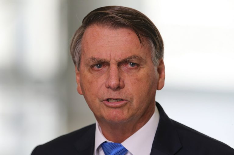Esquerda vai ignorar presença de Bolsonaro