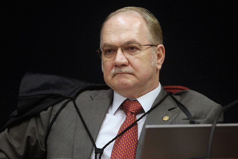 Fachin acompanha Rosa Weber e revisão da vida toda tem empate no STF