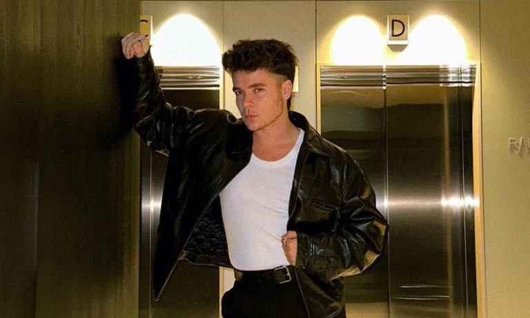 Genro de Xuxa muda de nome, lança carreira no pop e se inspira em Priscilla