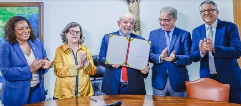 Lula sanciona lei que reconhece o forró como manifestação da cultura nacional