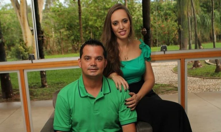 Marido mata esposa influencer enquanto ela dormia, diz polícia