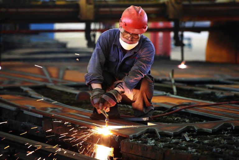 Produção industrial de Pernambuco tem queda mais intensa do país em setembro
