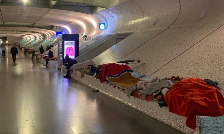 Sem dinheiro, brasileiros dormem na rua em Portugal em busca de nova vida