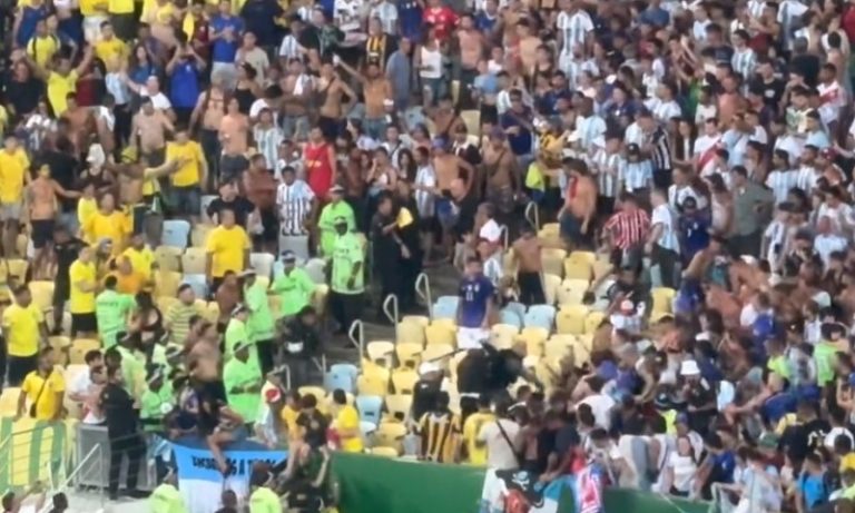 VÍDEO | Briga entre torcedores atrasa início de partida entre Brasil e Argentina