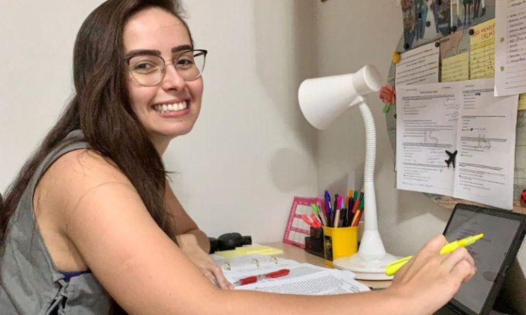 8.500 vagas em concursos para ganhar até R$ 33 mil