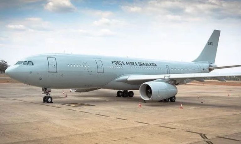 Avião com mais 48 repatriados da Faixa de Gaza decola do Egito a caminho do Brasil