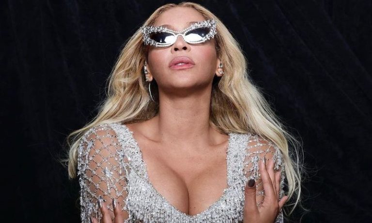 Beyoncé está no Brasil para lançamento de filme