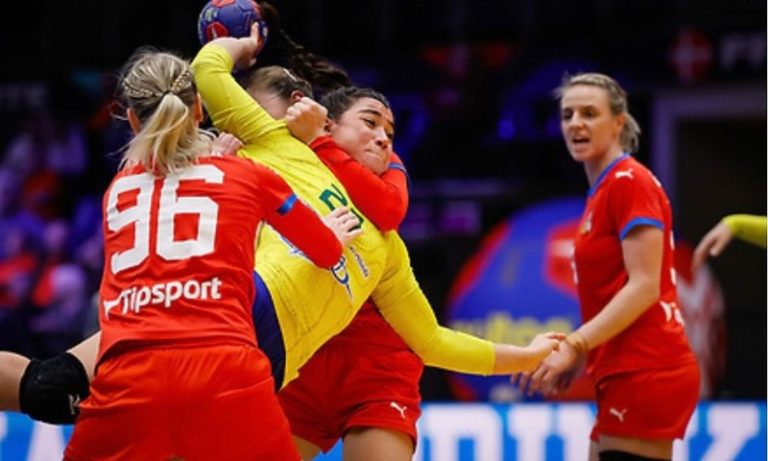 Brasil derrota a República Checa, mas é eliminado no Mundial de handebol feminino