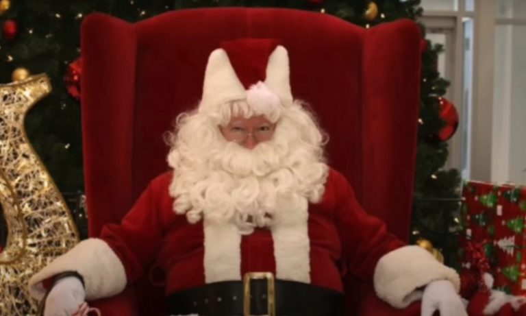 Conheça a história do Papai Noel que se tornou serial killer de homens gays