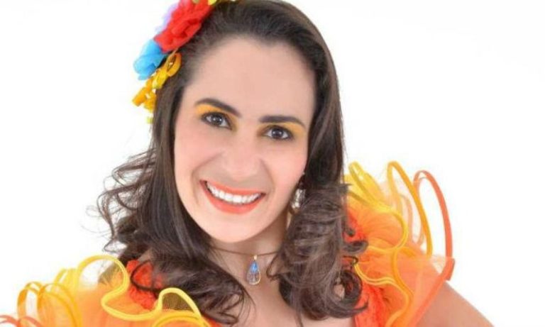 Coral natalino e show de Ilana Ventura iluminam a Avenida Rosa e Silva
