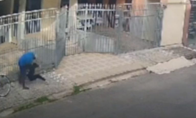 Estudante é assaltada e jogada no chão por bandido em Guarapari