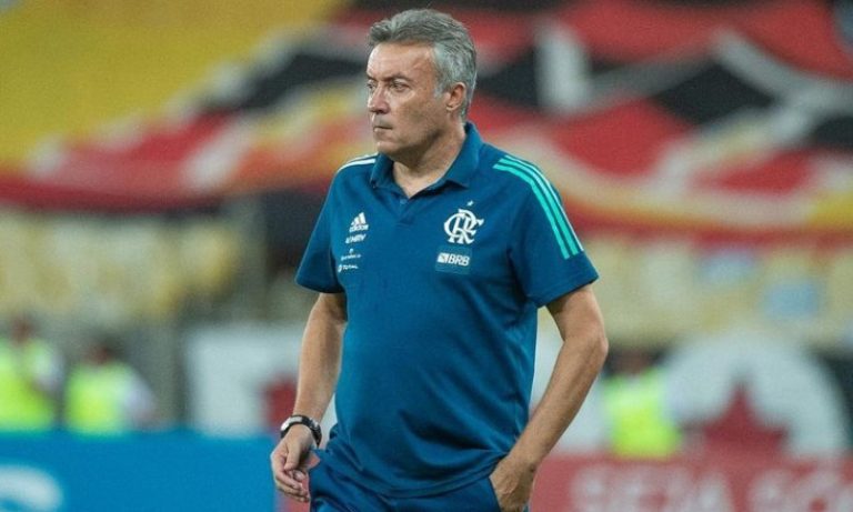 Ex-técnico do Flamengo pode voltar ao Brasil para assumir o Athletico-PR