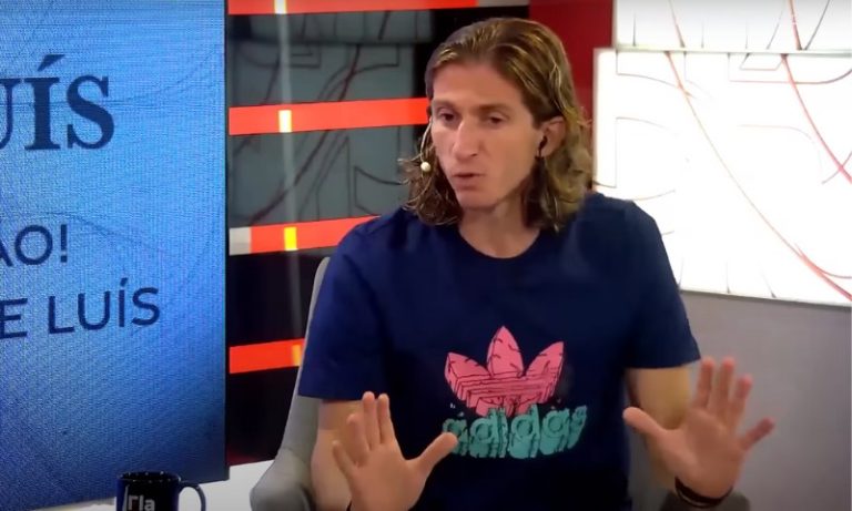 Filipe Luís como técnico: estilo de jogo definido e meta de voltar ao Flamengo