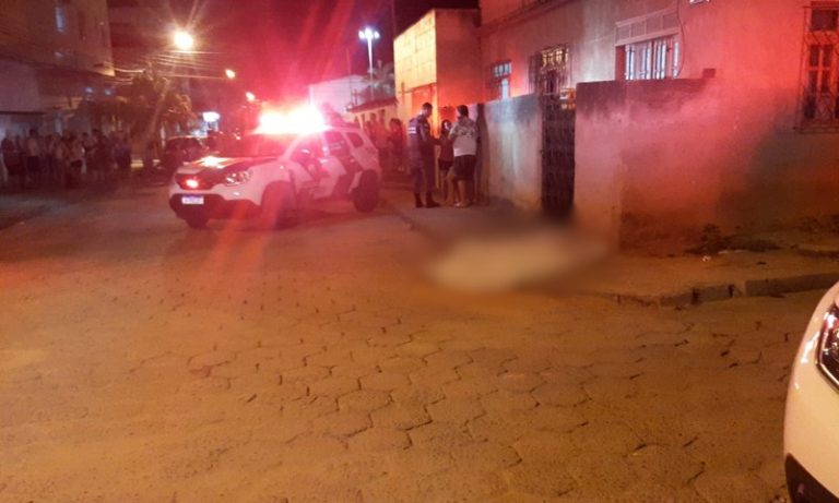 Homem é morto a tiros em Colatina