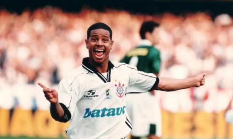 Ídolo do Corinthians, Marcelinho tem trajetória de gols, títulos e polêmicas