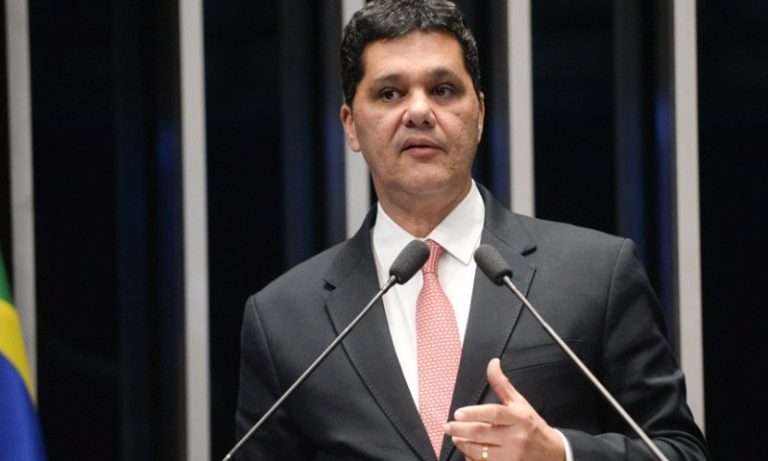 MDB se movimenta