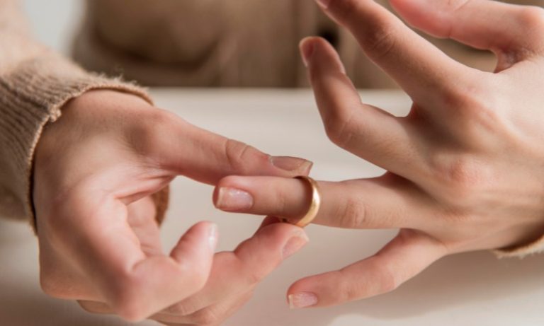 Mais de mil casais vão todo mês aos cartórios para pedir o divórcio no ES